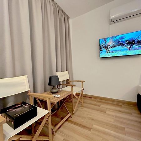 Queen Regina Suites By Platform 357 Никосия Экстерьер фото