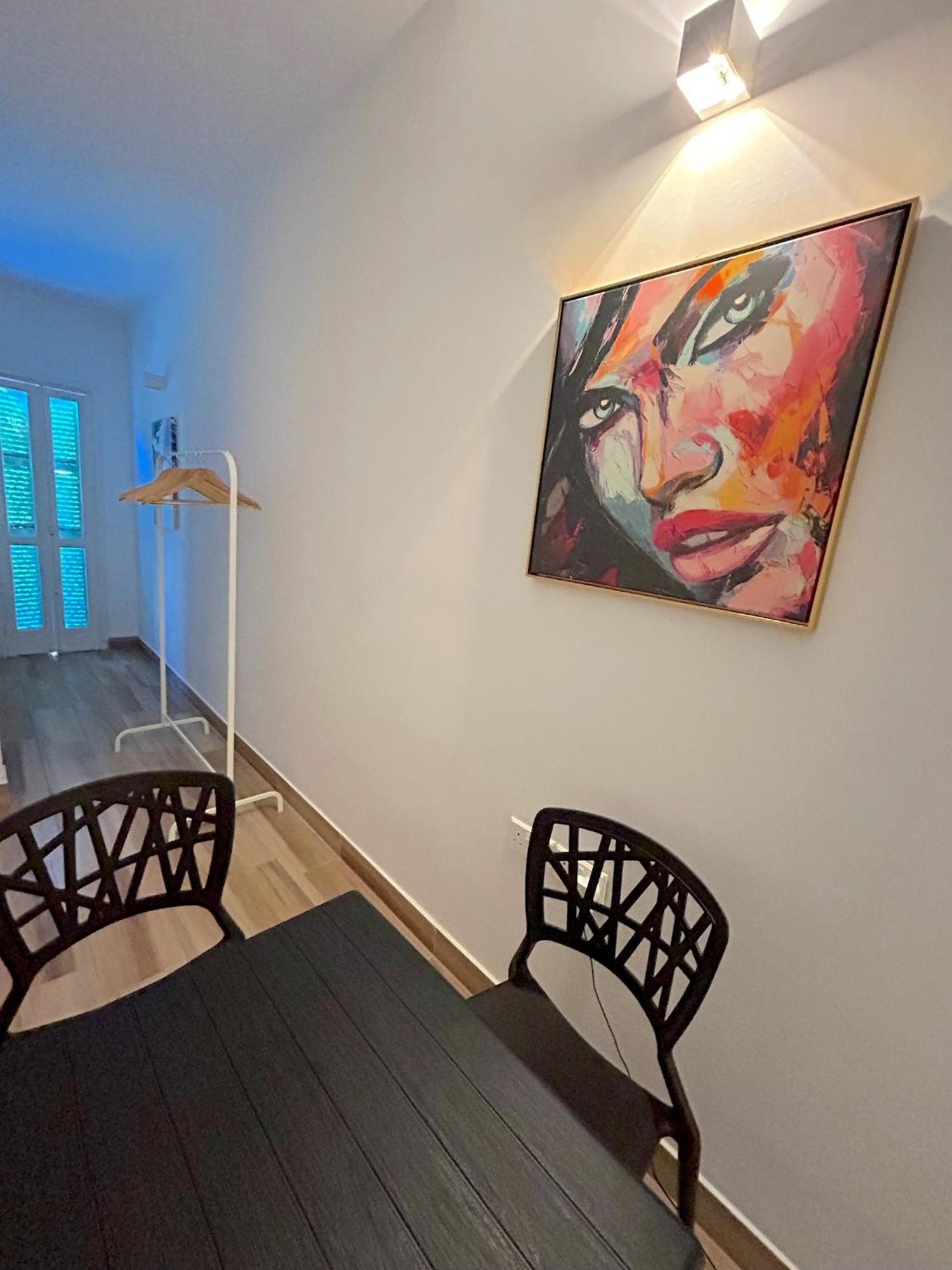 Queen Regina Suites By Platform 357 Никосия Экстерьер фото