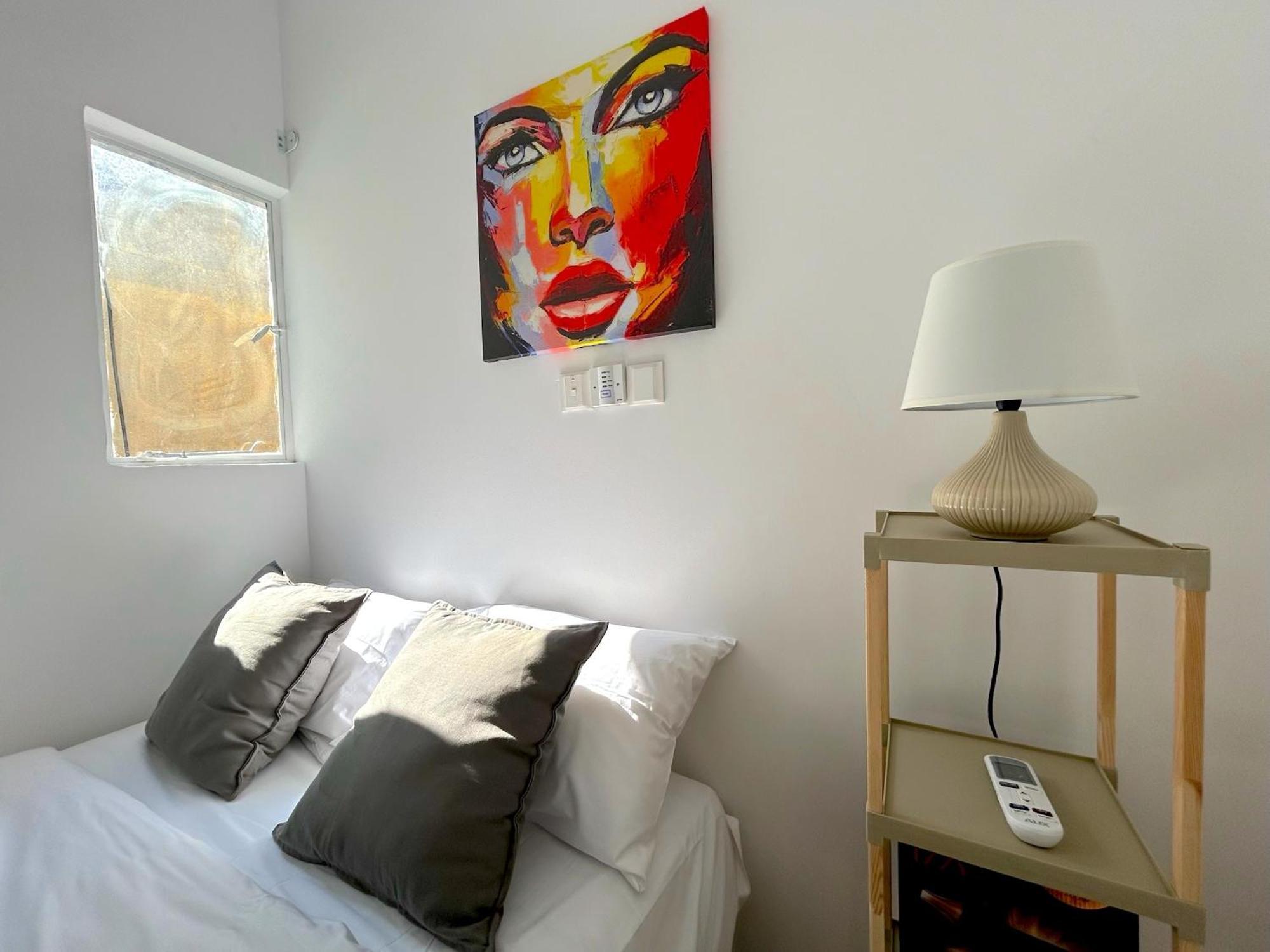 Queen Regina Suites By Platform 357 Никосия Экстерьер фото