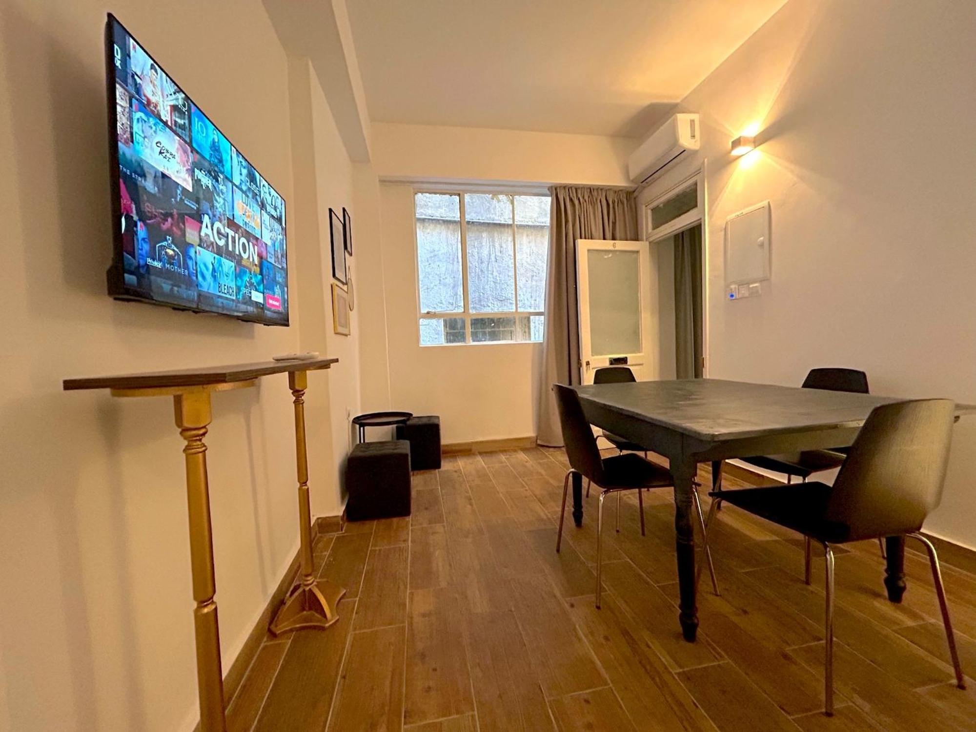 Queen Regina Suites By Platform 357 Никосия Экстерьер фото