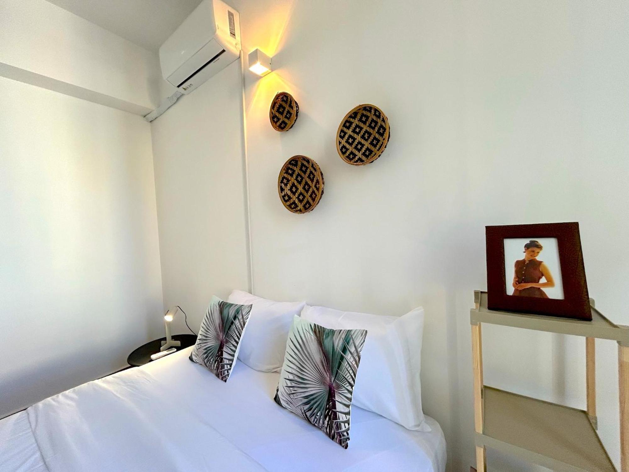 Queen Regina Suites By Platform 357 Никосия Экстерьер фото