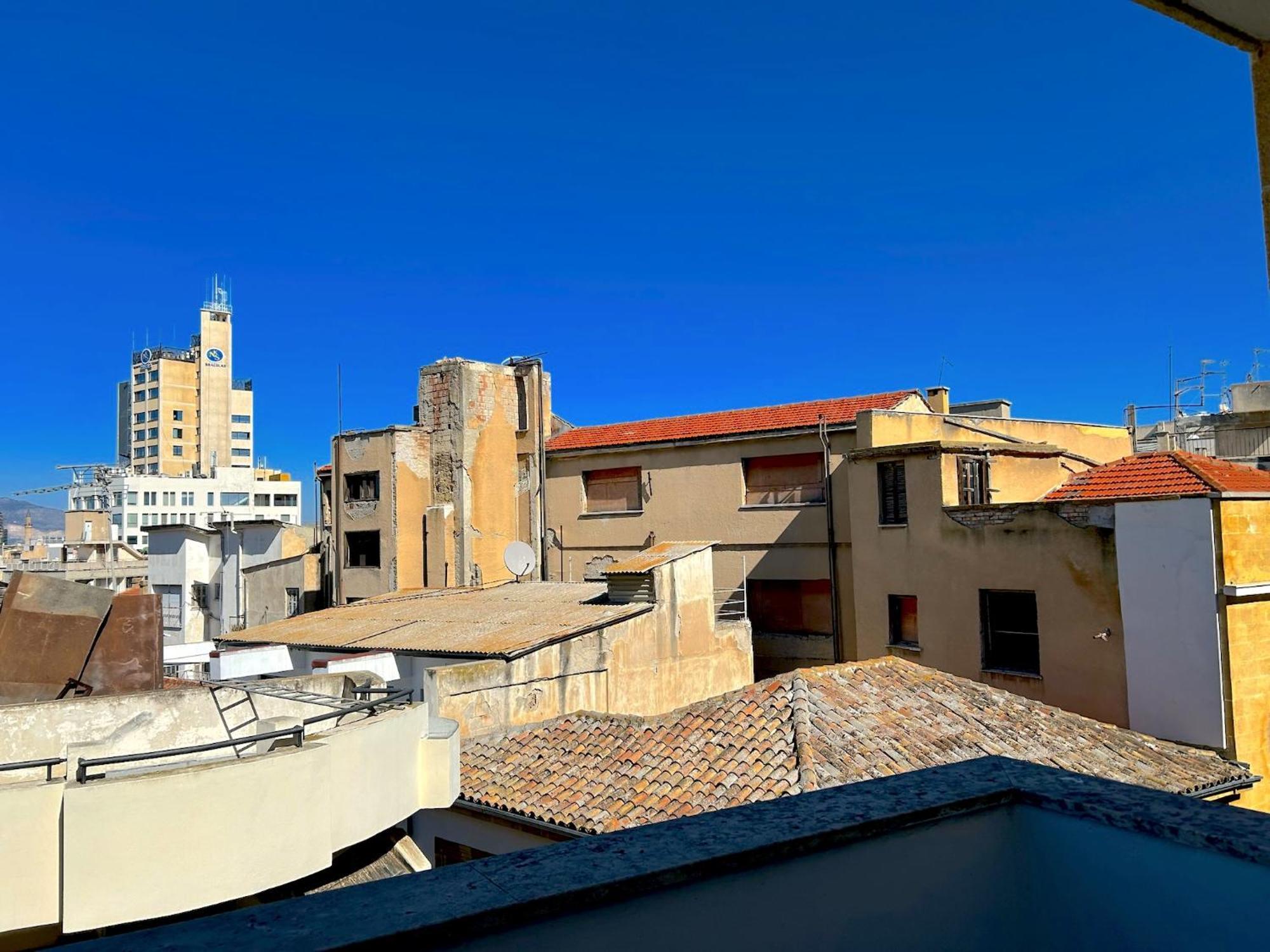 Queen Regina Suites By Platform 357 Никосия Экстерьер фото